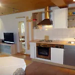 Gaestehaus Egender * بيزاو