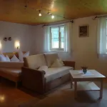 Gaestehaus Egender شقة بيزاو