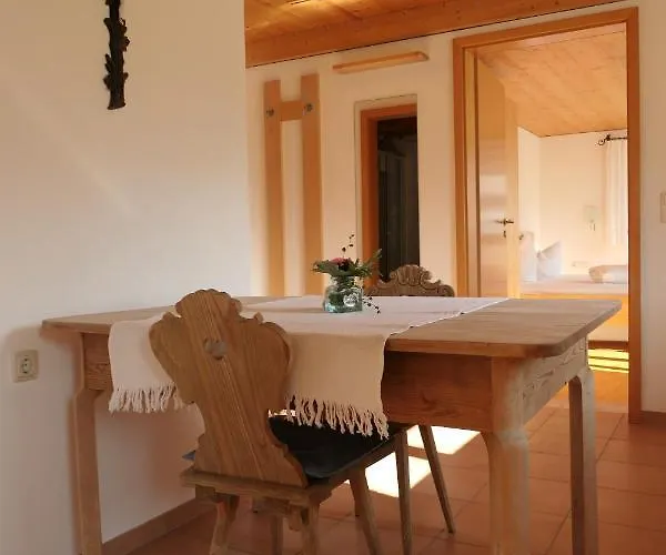 Gastehaus Egender Apartment *